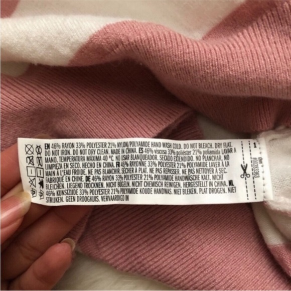 Forever 21 Bundle of 3 Sheer and Knit Tops - Picture 16 of 16